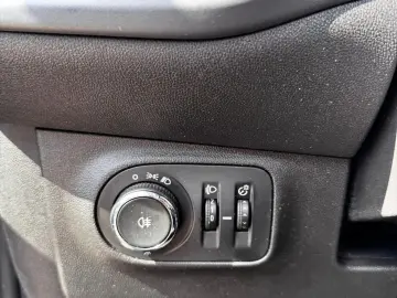 Opel Corsa 2017 1.4L Benzina   GPL