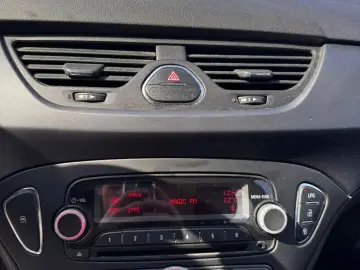 Opel Corsa 2017 1.4L Benzina   GPL