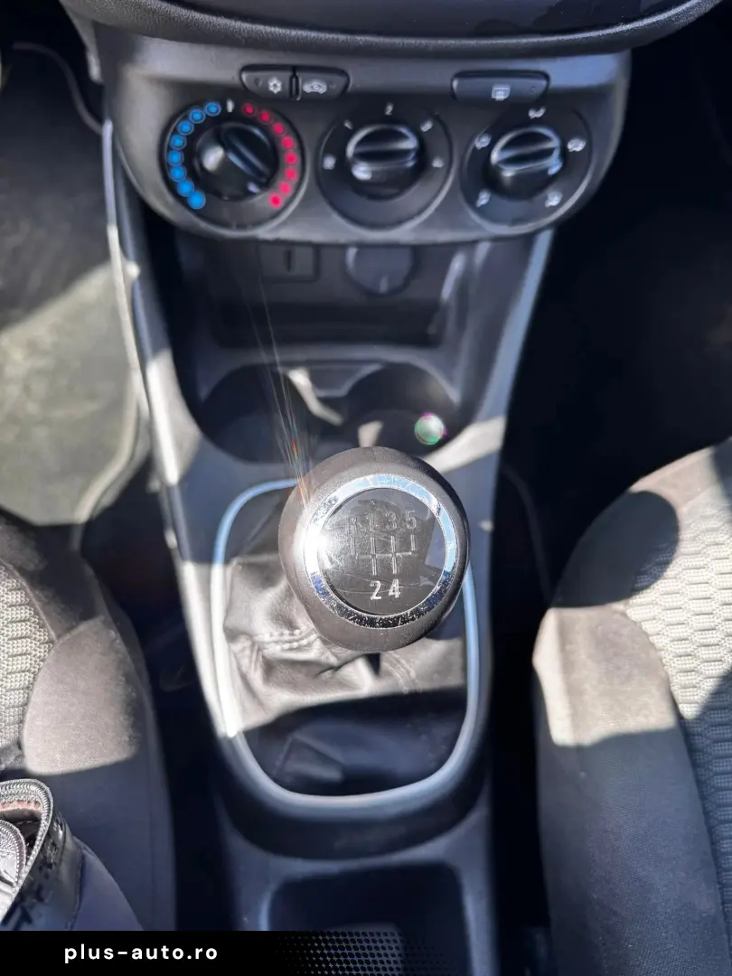 Opel Corsa 2017 1.4L Benzina   GPL