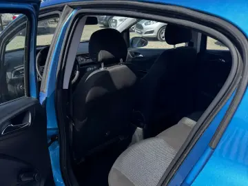 Opel Corsa 2017 1.4L Benzina   GPL