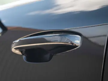 Volvo XC 40 T4 Recharge DKG Inscription