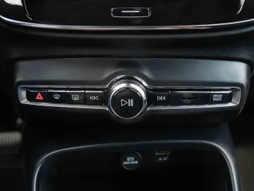 Volvo XC 40 T4 Recharge DKG Inscription