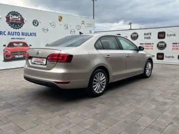 Volkswagen Jetta 2013 11