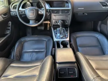 AUDI A5 2010 2 0 Benzină