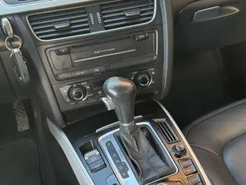 AUDI A5 2010 2 0 Benzină