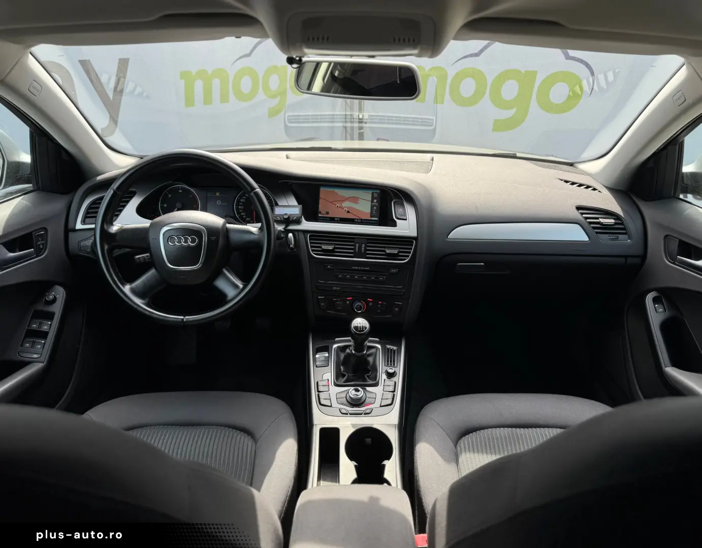 Audi A4 2.0 TDI Attraction