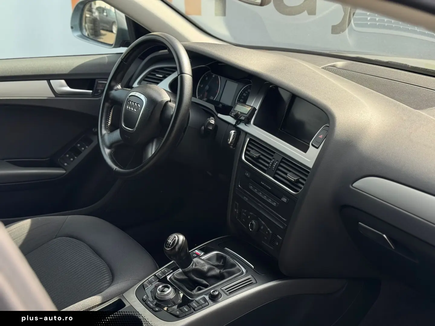 Audi A4 2.0 TDI Attraction