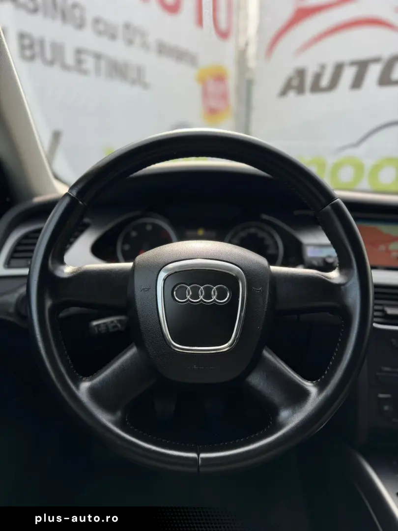 Audi A4 2.0 TDI Attraction