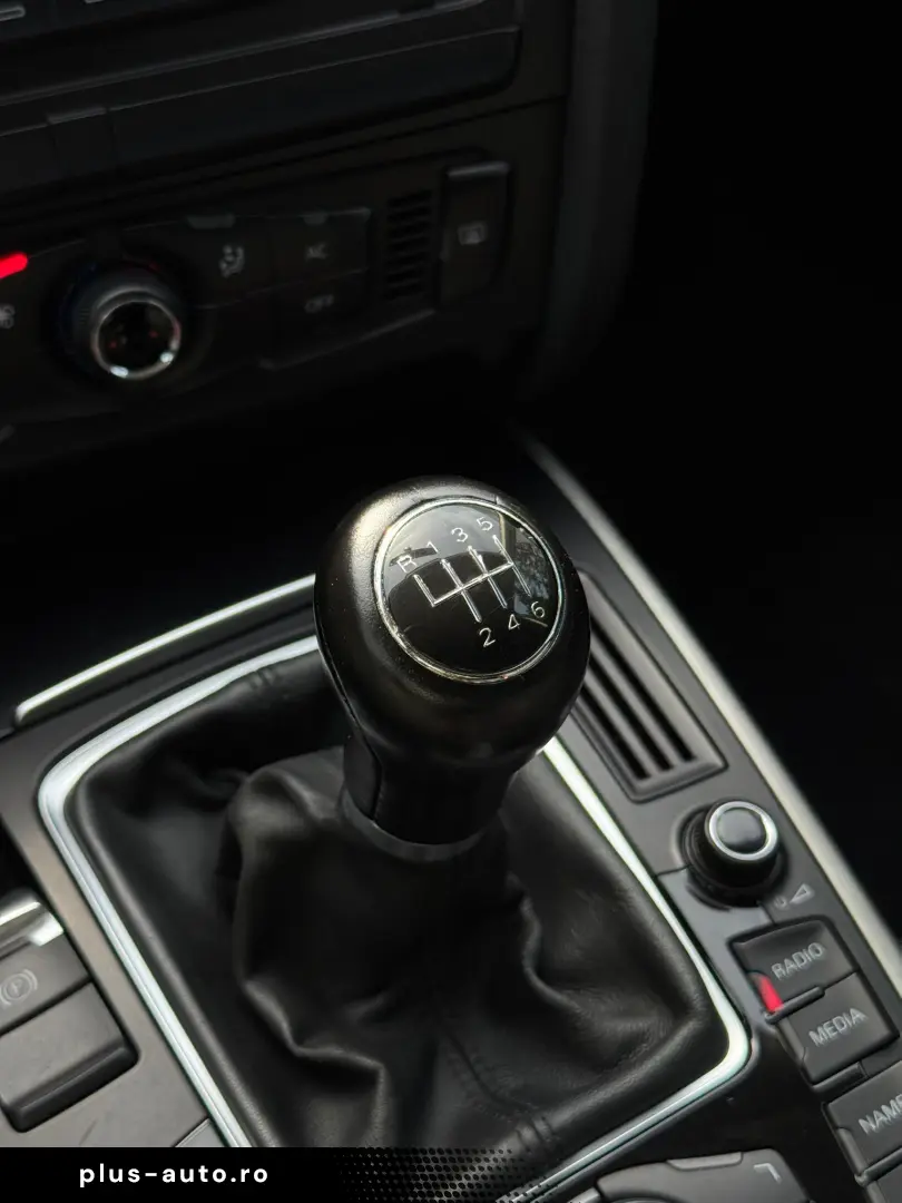 Audi A4 2.0 TDI Attraction