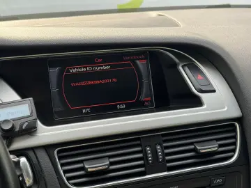 Audi A4 2.0 TDI Attraction