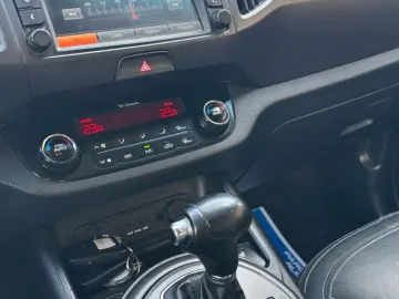 KIA SPORTAGE 2013 2 0