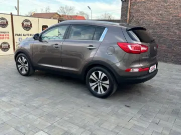 KIA SPORTAGE 2013 2 0