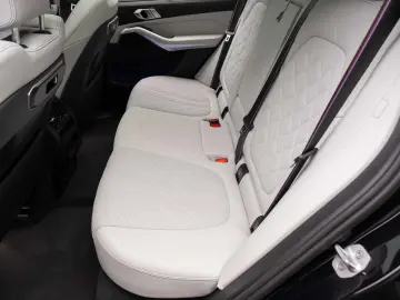 2023 BMW X5 xDrive 30d Facelift M-Sport Panoramic Iconic