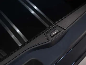 2023 BMW X5 xDrive 30d Facelift M-Sport Panoramic Iconic