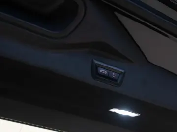 2023 BMW X5 xDrive 30d Facelift M-Sport Panoramic Iconic