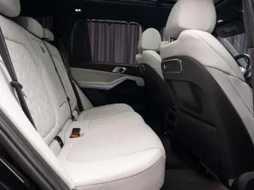 2023 BMW X5 xDrive 30d Facelift M-Sport Panoramic Iconic