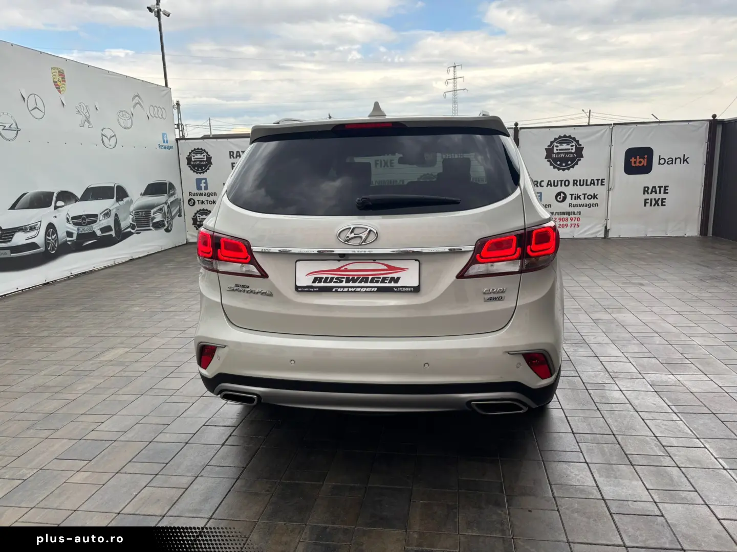 HYUNDAI Santa FE 2016 12