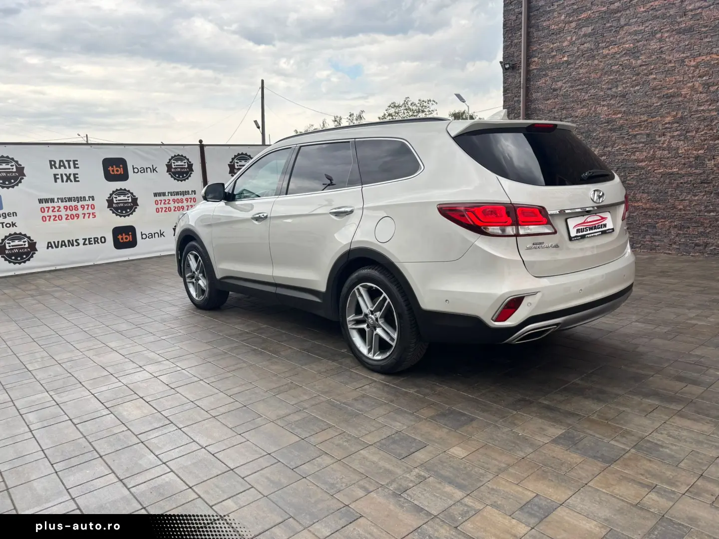 HYUNDAI Santa FE 2016 12