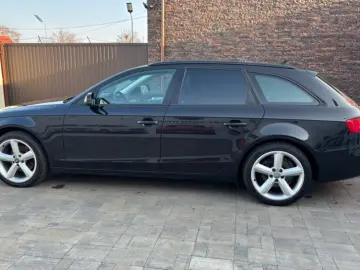 Audi A4 2009 10 1 8