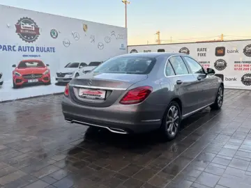 Mercedes Benz C180