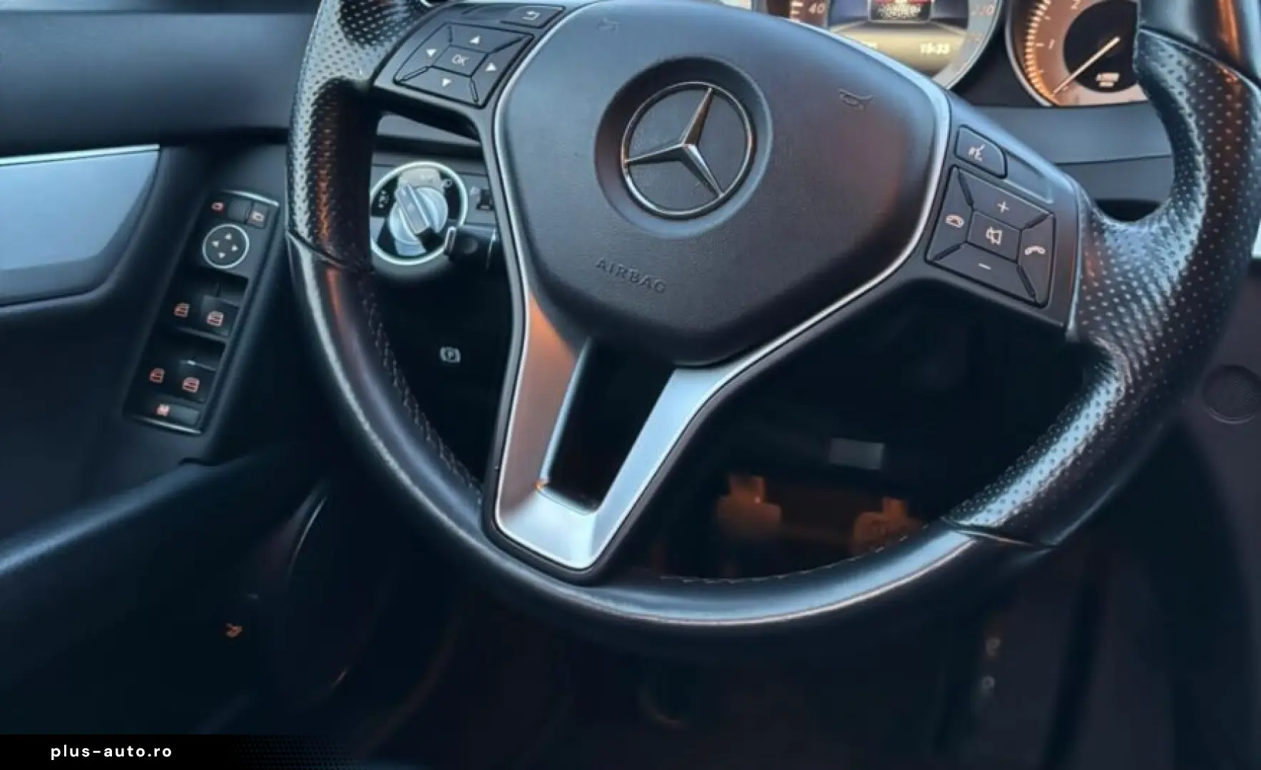 MERCEDES Benz C220