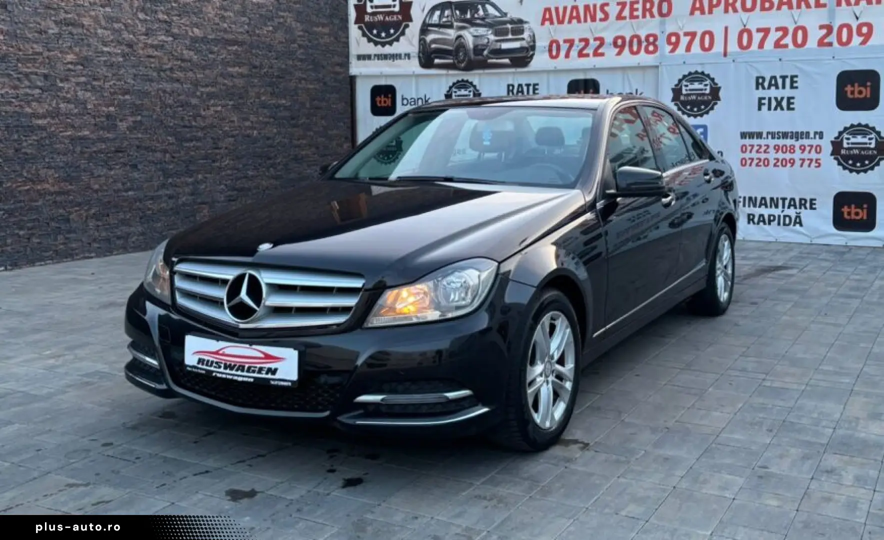MERCEDES Benz C220