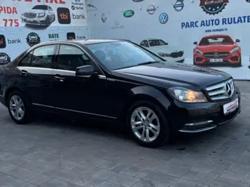 MERCEDES Benz C220