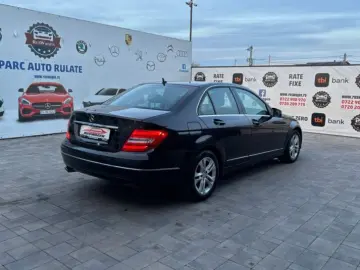 MERCEDES Benz C220