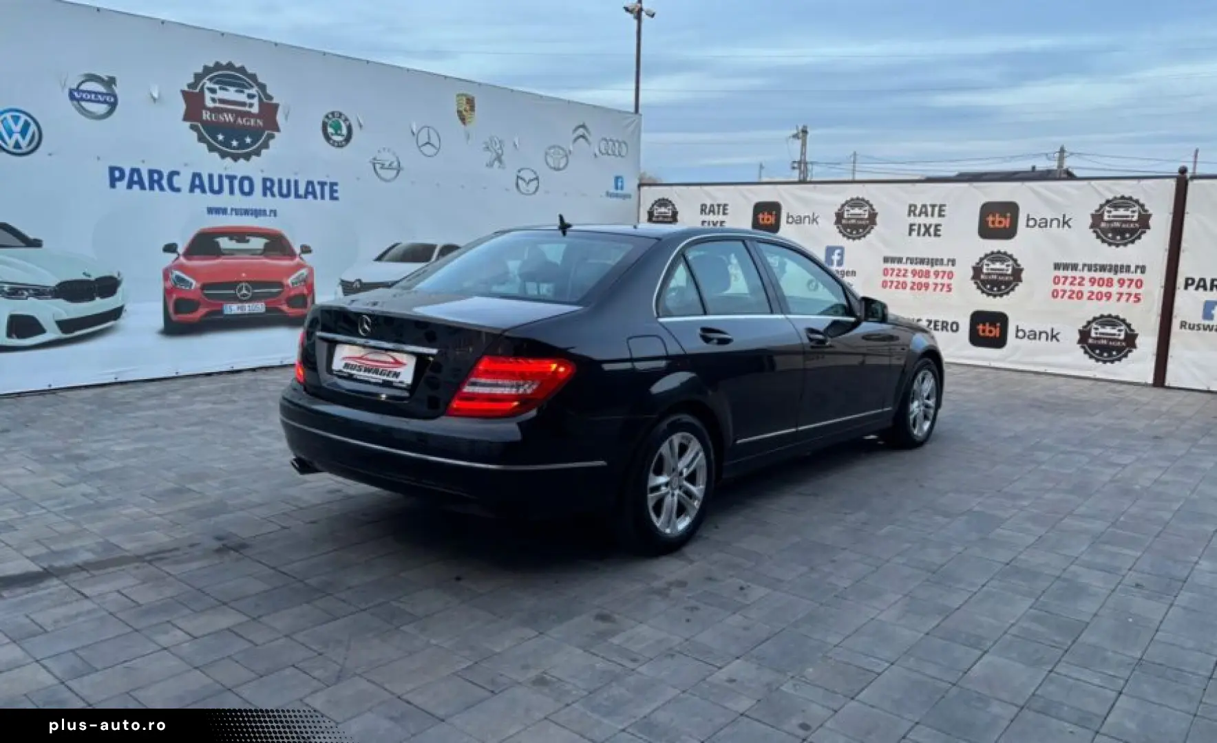 MERCEDES Benz C220