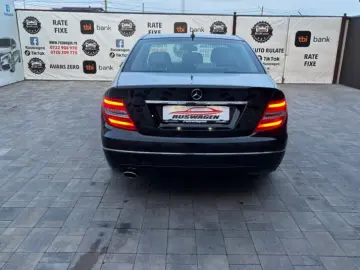 MERCEDES Benz C220