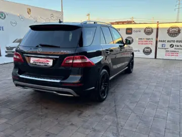 MERCEDES Benz ML350