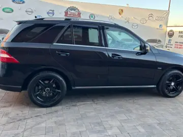 MERCEDES Benz ML350