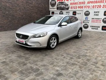 VOLVO V40 1.6