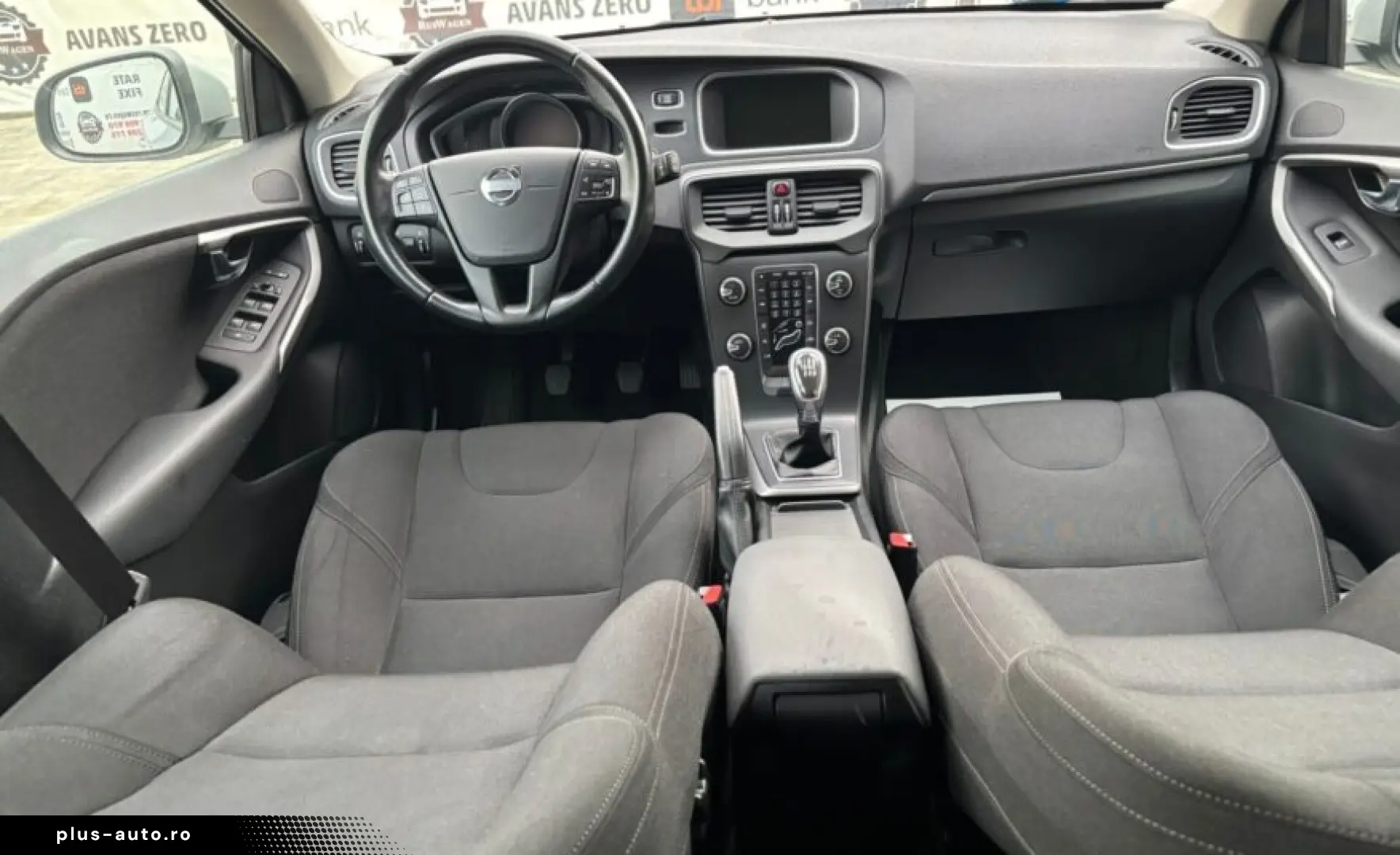 VOLVO V40 1.6