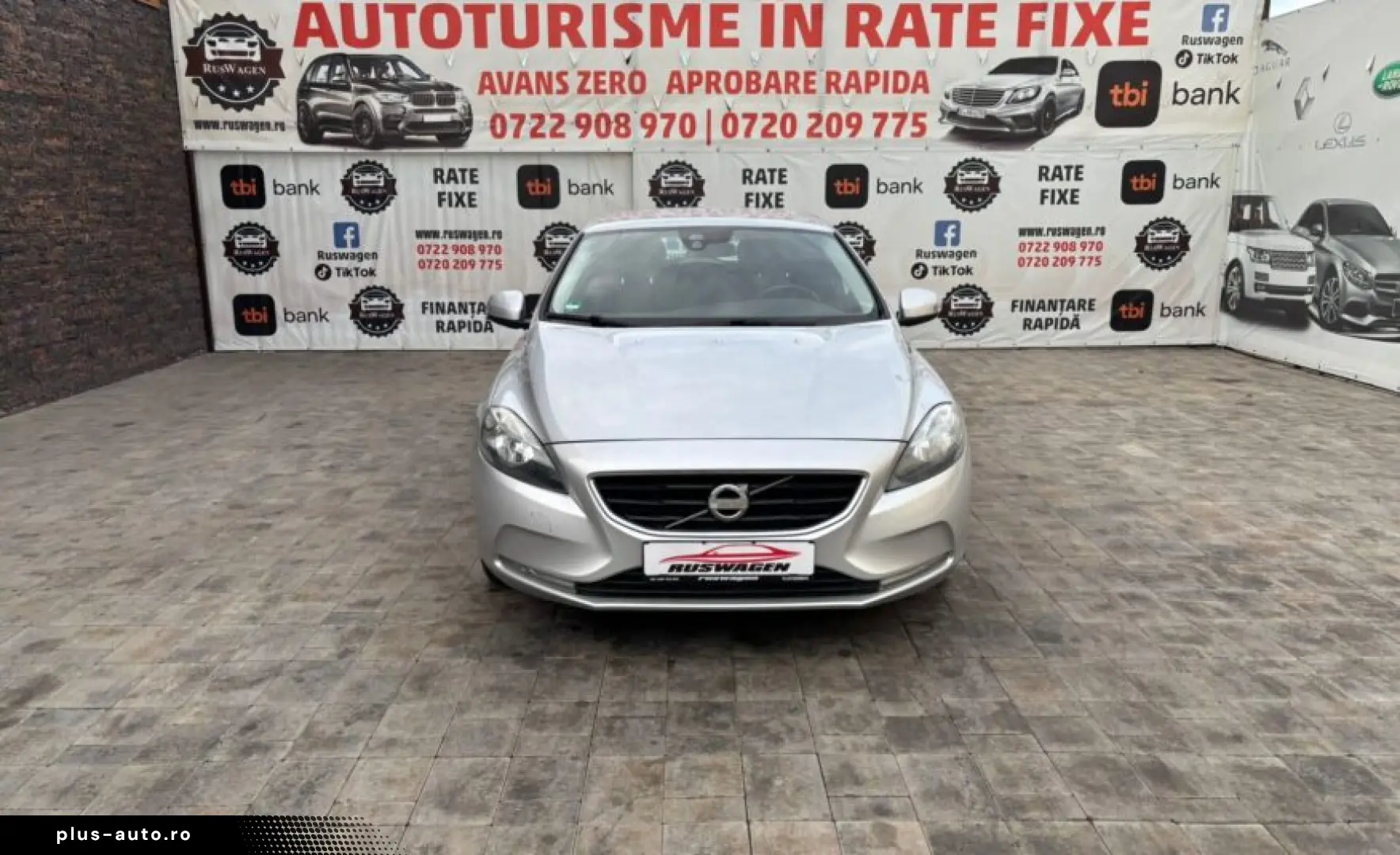 VOLVO V40 1.6