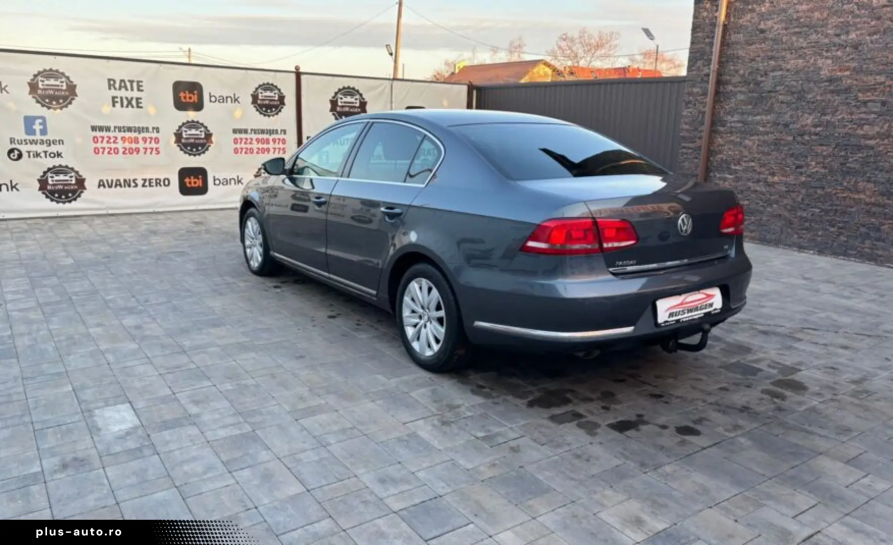 Volkswagen PASSAT 2010 11