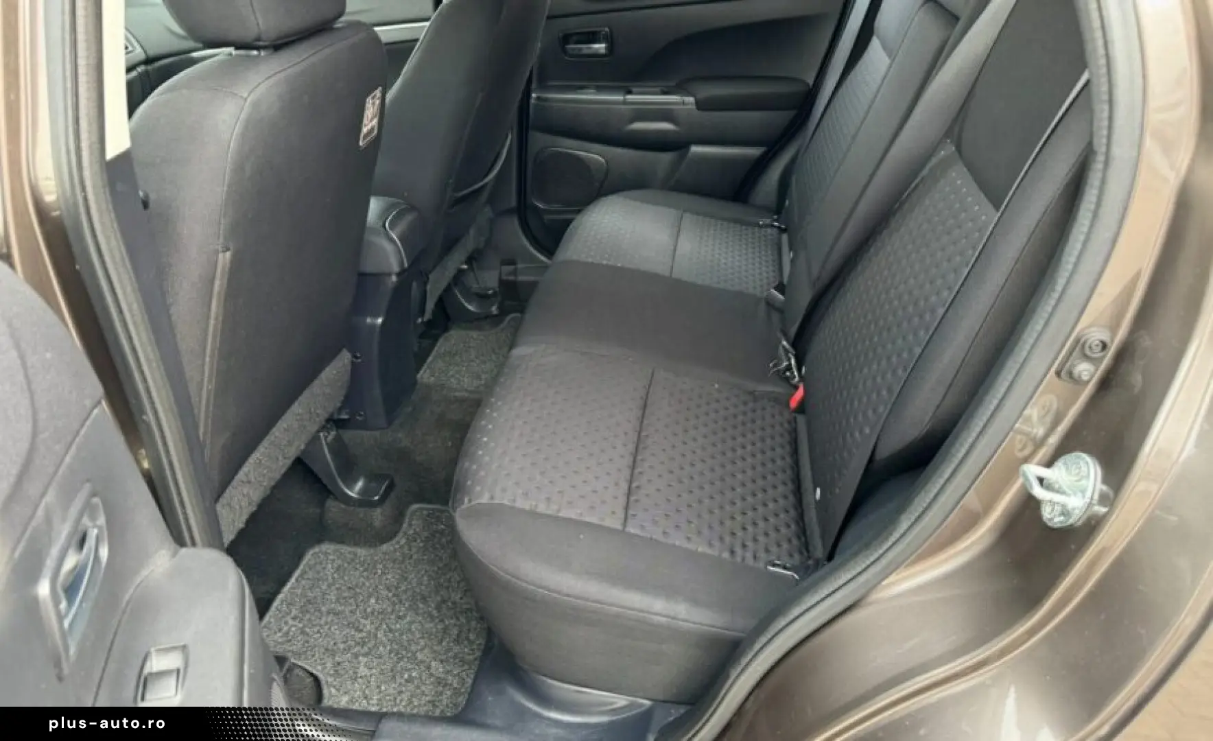 Mitsubishi ASX 2010 10