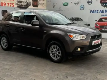 Mitsubishi ASX 2010 10