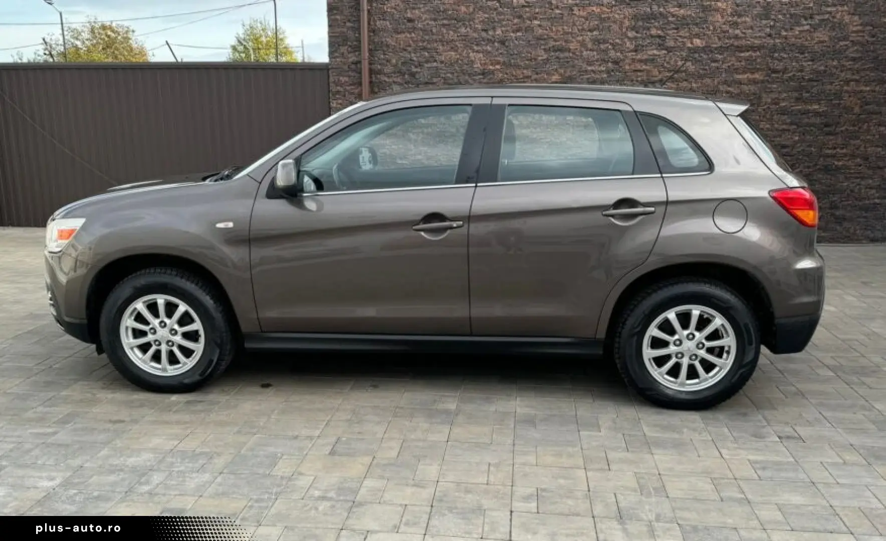 Mitsubishi ASX 2010 10
