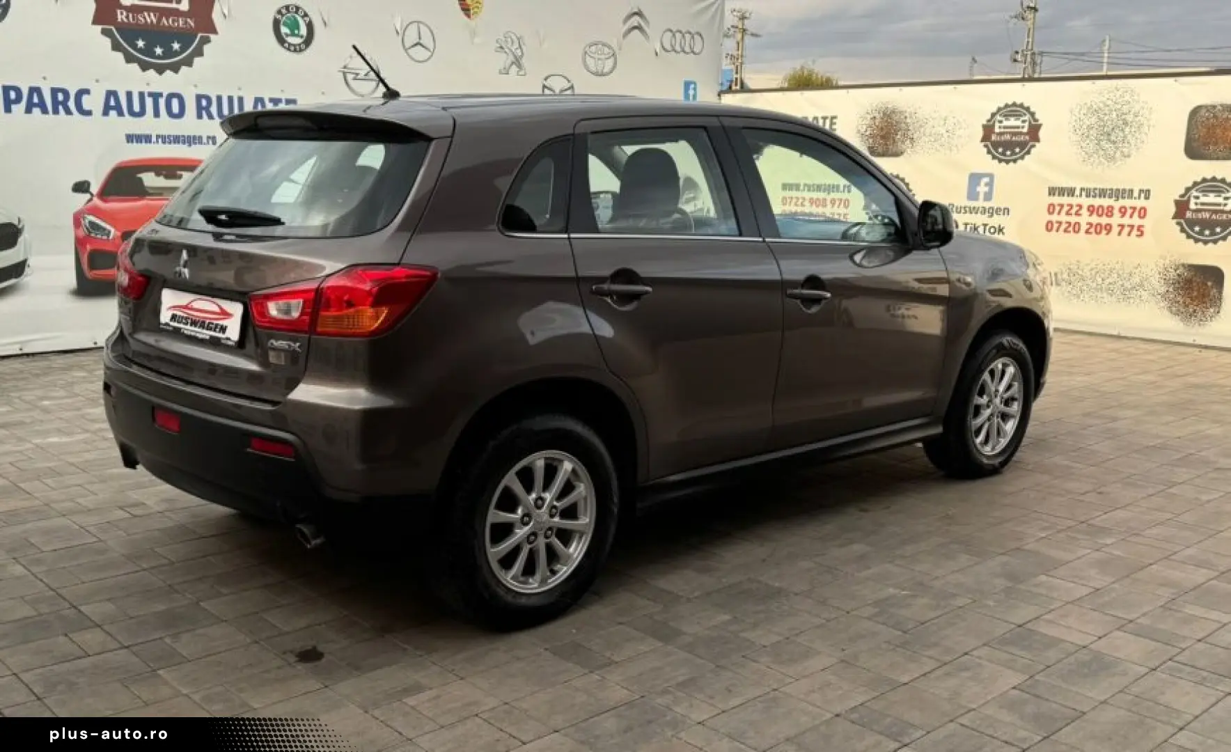 Mitsubishi ASX 2010 10