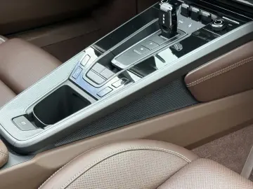 Porsche 992 911 Targa 4S  LIFT SYSTEM REAR STEERING