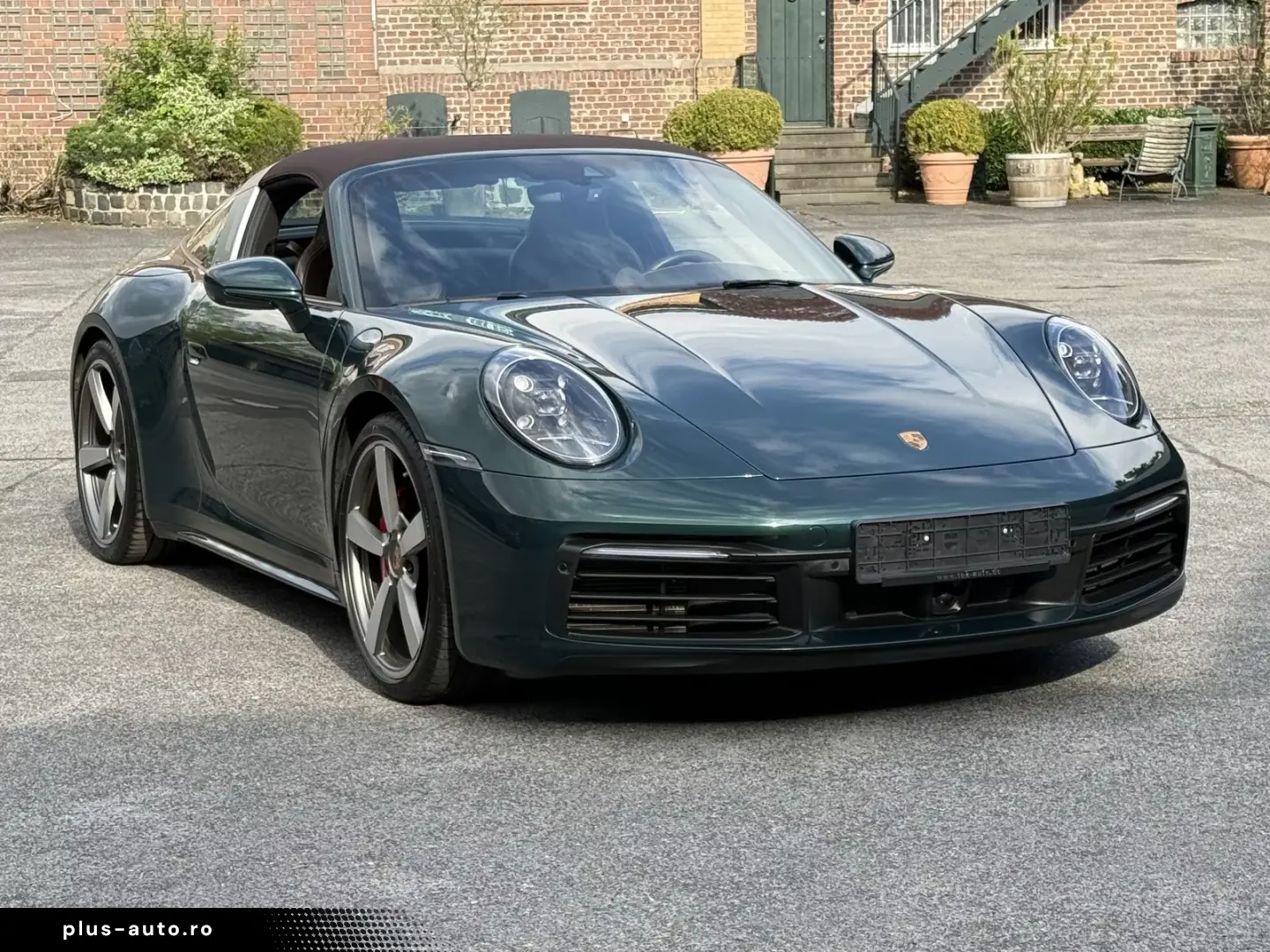 Porsche 992 911 Targa 4S  LIFT SYSTEM REAR STEERING