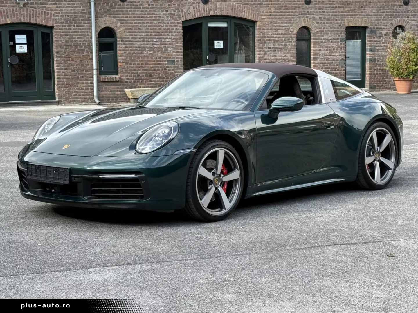 Porsche 992 911 Targa 4S  LIFT SYSTEM REAR STEERING