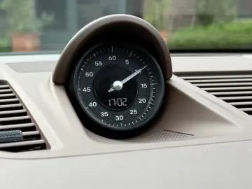 Porsche 992 911 Targa 4S  LIFT SYSTEM REAR STEERING