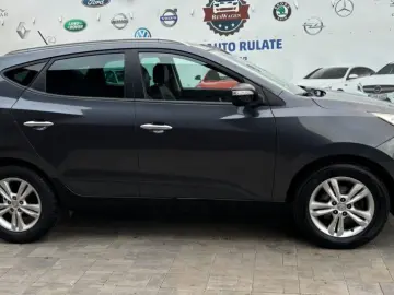 Hyundai TUCSON 2010 10