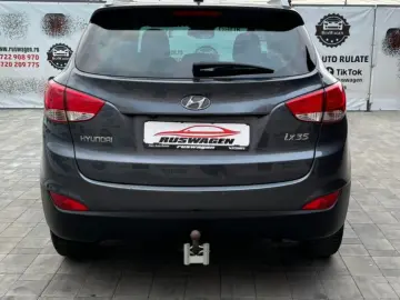 Hyundai TUCSON 2010 10
