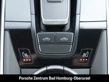 Porsche 992 911 Targa 4S Heritage Design Paket