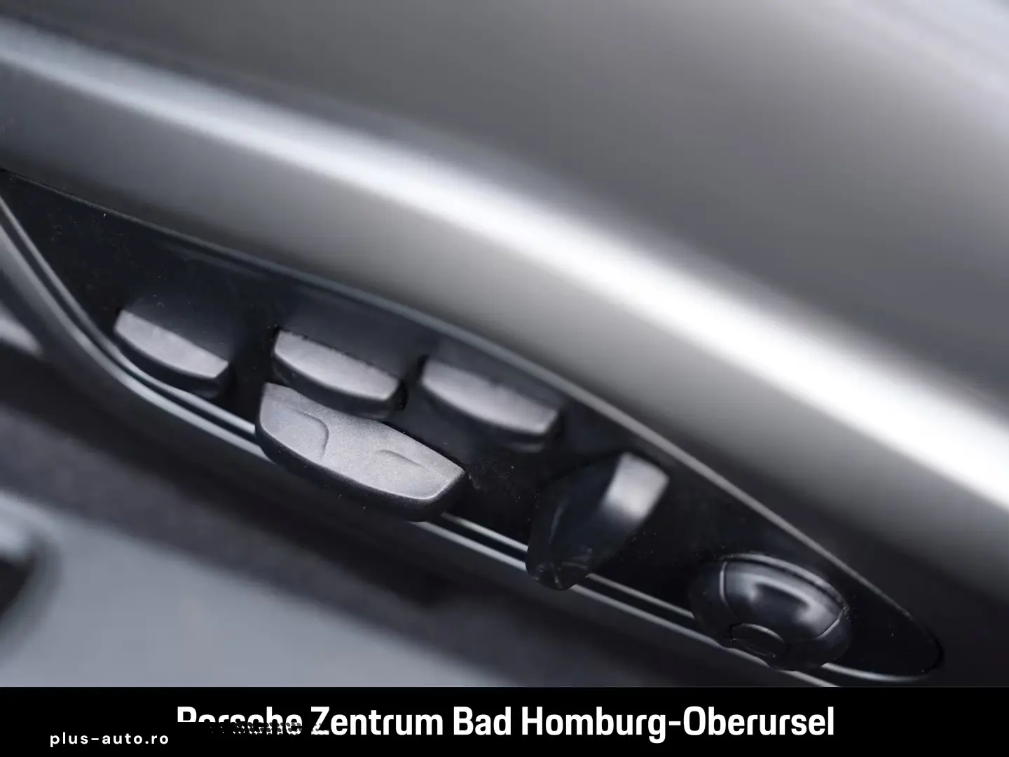 Porsche 992 911 Targa 4S Heritage Design Paket