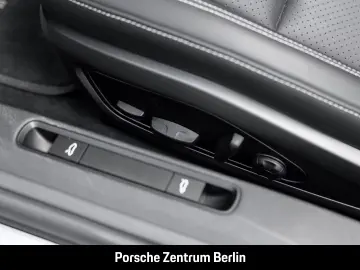 Porsche 992 911 Targa 4S BOSE Sport exhaust