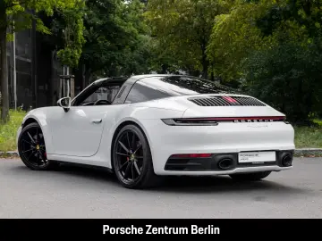 Porsche 992 911 Targa 4S BOSE Sport exhaust